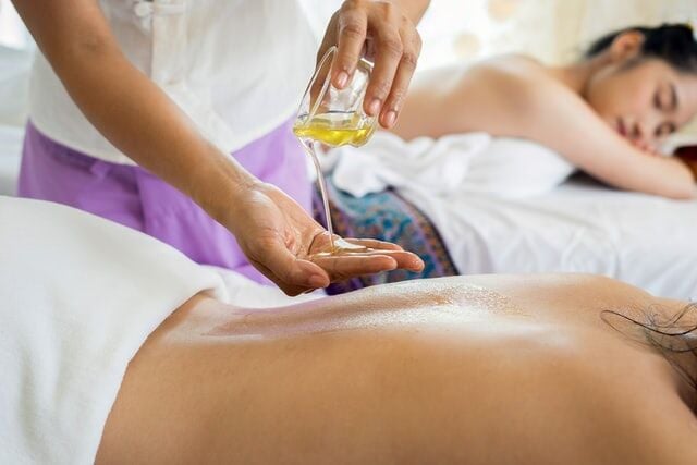 Understanding the Benefits of a Sensual Massage | Featured | finehomesandliving.com