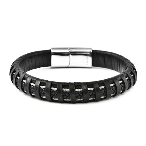 The Coolest Men's Jewelry to Try in 2023