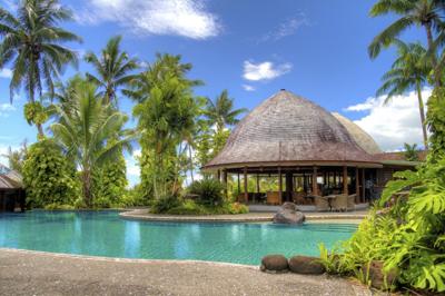 Popular Design Trends in Commercial Pool Deck Resurfacing