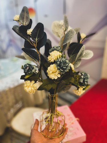 Fake flowers are also an option for easy interior decor