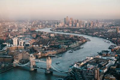 Central London, and in particular Chelsea, is a hip neighborhood to live in