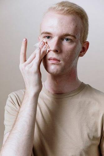 How to Clean Your Skin Properly and Effectively?