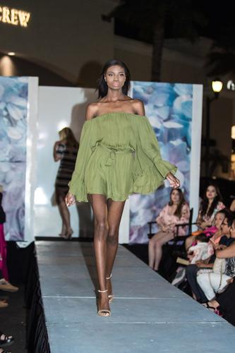 Photos by Henh Chenh