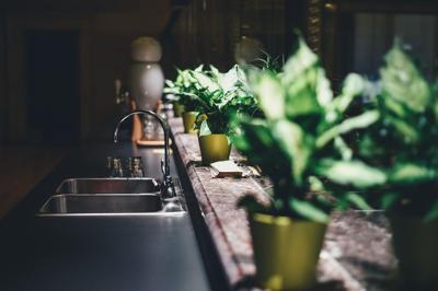 Smart Solutions for Compact Kitchen Spaces