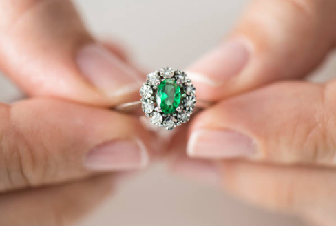 5 Engagement Ring Trends To Obsess Over