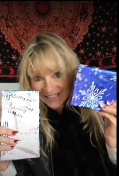 Funny gag gifts to give your friends this christmas with Heather Winfiedl