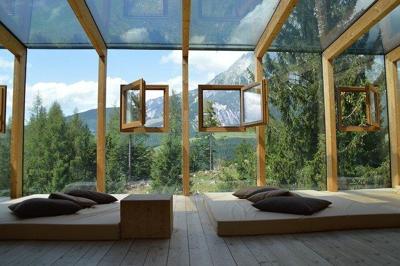 Vacation Rentals vs. Hotels: Finding The Best Accommodation