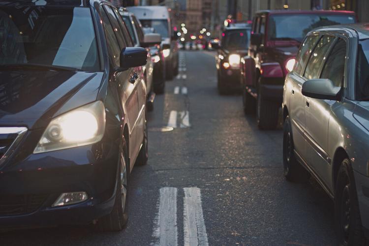 4 Important Tips On How To Protect Your Child In Traffic