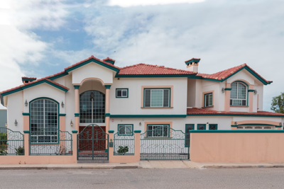 The Intersection of Real Estate and Legal Planning: What Homebuyers Need to Know