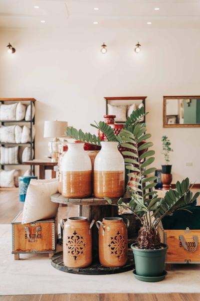Ceramic Vases: Tips for Choosing the Perfect One