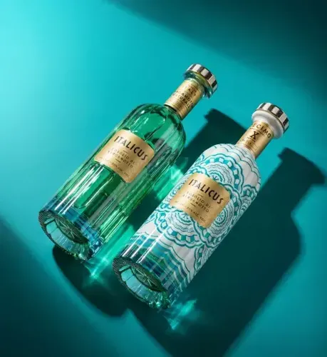 Original ITALICUS Rosolio bottle beside the DECIMO 10th anniversary bottle