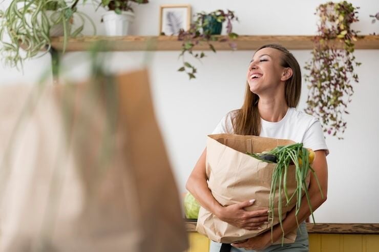 Sustainable and Mindful Living Tips for the Giving Season