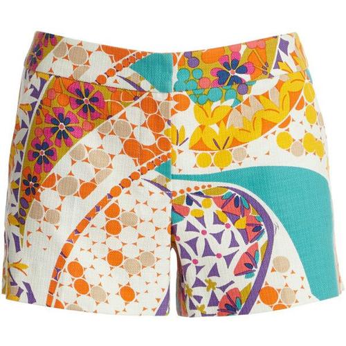 Candy Colors: Summer Resort Wear