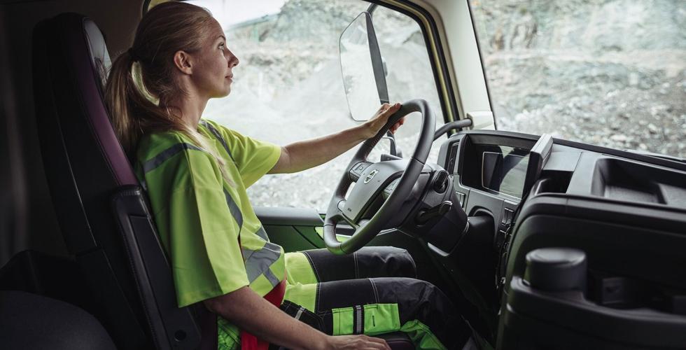 Breaking Down the Pay Scale: Secrets to Maximizing Your Truck Driving Income