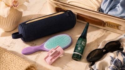 How to Keep Hair Looking Finished on Vacation Without Overpacking