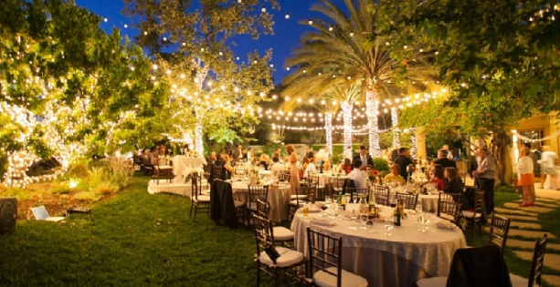 Use These Tips to Plan an Amazing Rustic Backyard Wedding
