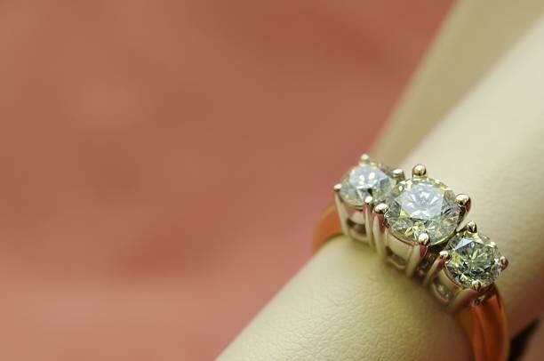 5 Engagement Ring Trends To Obsess Over