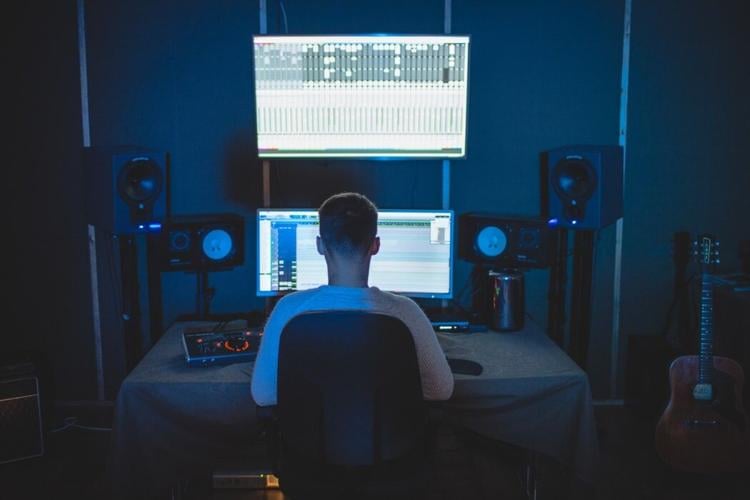 Innovative Ways Musicians Can Gain a Huge Following Online