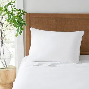 Why the Right Pillow Is the Most Underrated Luxury