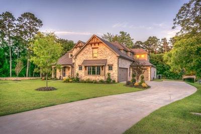 Are custom homes worth the trouble?