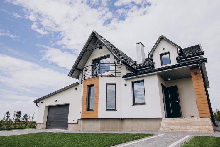House waiting for upscale home improvement