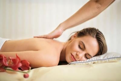 Holistic Healing: Exploring the Connection between Tantric Massage and Wellness