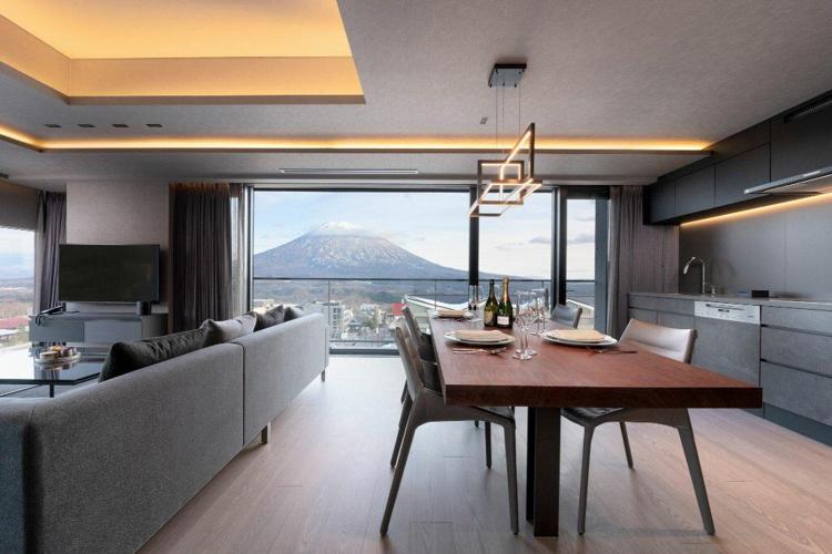 15 Luxury Stays in Japanese Ski Resorts