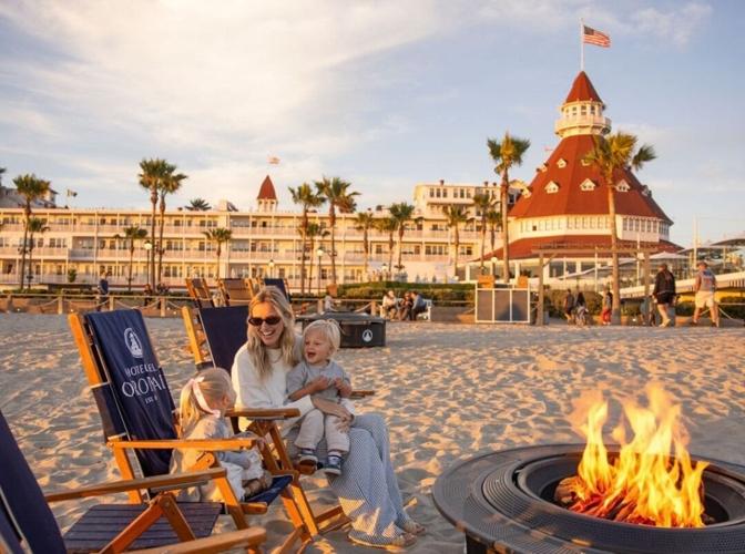 A Holiday in Oz Turns Hotel del Coronado Into a Dazzling World of Winter Magic