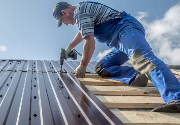 7 Ways Metal Roofing Enhances Your Home's Overall Design