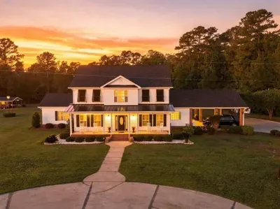 A Home in Conway Should Make an Ordinary Tuesday Better