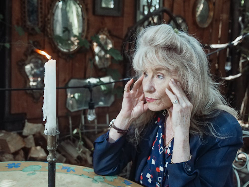 7 Signs Someone with Dementia Should Go into a Care Home