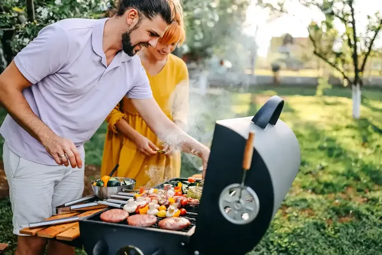 The Backyard BBQ Upgrade for Dads Who Think They’re Pitmasters