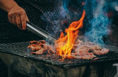 Take Your Smoked Meats to the Next Level: 10 Awesome Meat Smoking Accessories