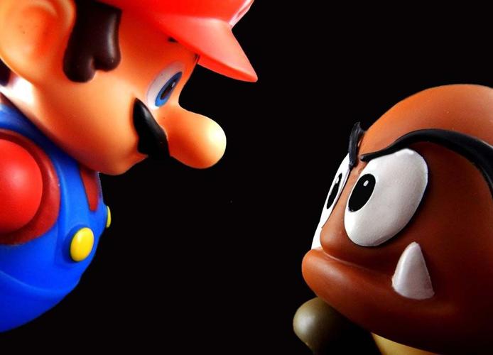 Personalized Gift Ideas for People Who Love to Play PC Games