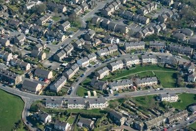 Top 5 Reasons to Live in a Las Vegas Gated Community