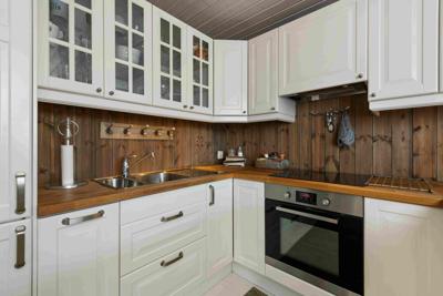 5 Ways Modern Farmhouse Kitchens Elevate Entertainment