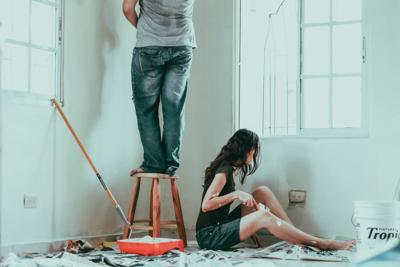 Choosing paint colors for your home can be tricky