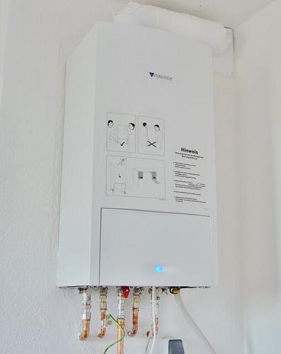 Fixing a Water Heater Leakage