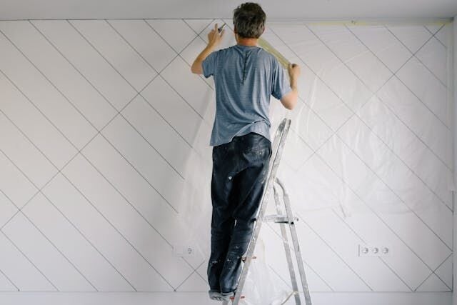 How much to plaster a room in the UK