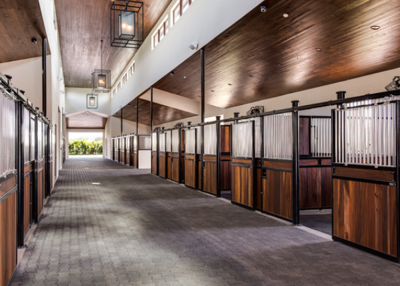 A Look at How Modern Horse Barns Are Helping Inspire Outdoor Living