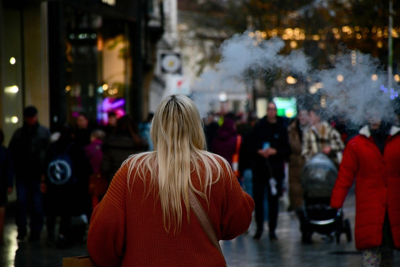 Travel Tips for Smokers: Staying Comfortable and Compliant