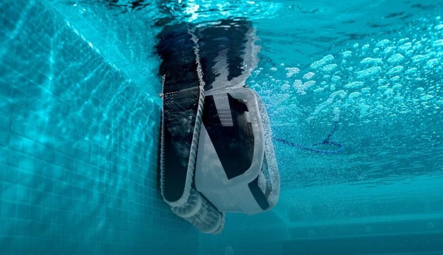 The Pool Robot That Finally Understands Every Inch of Your Pool