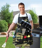 Everything You Need to Host a Beautiful Backyard BBQ