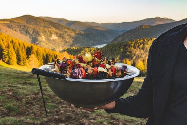 Enjoy Healthy Food at Home: 4 Tips For Outdoor Cooking You Should Hear