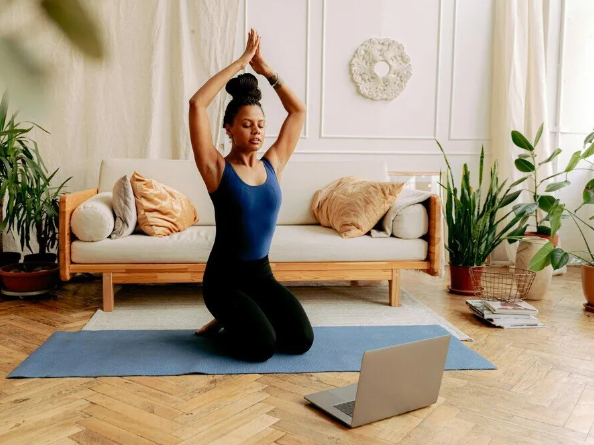 The Best Yoga Courses Online for Beginners and Advanced Practitioners