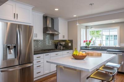 Transform Your Mediocre Kitchen Into A Modern Masterpiece