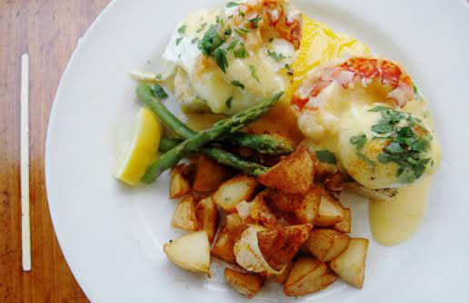 Lobster-Benedict-World-Famous
