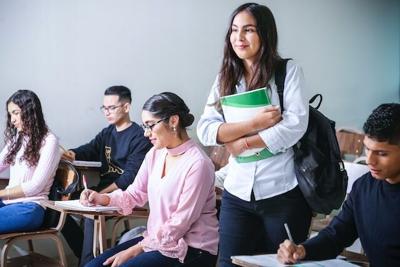 Fool-Proof School Outfit Ideas for Your Teen