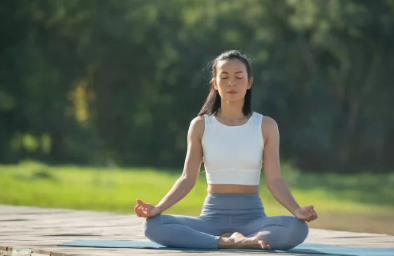 Modern Self-Care Rituals Every Woman Should Try Before the Holidays