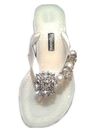 August Trends Floral Notes